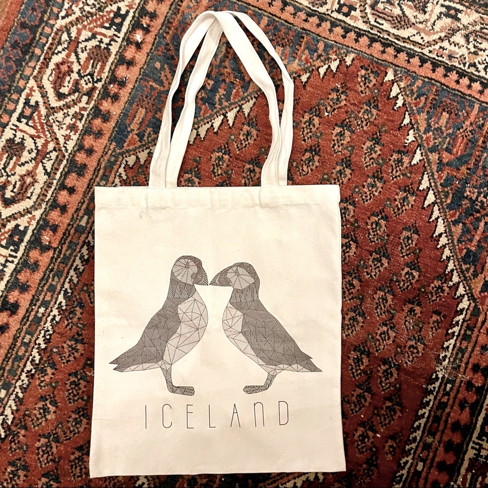 Cute Puffin Tote Bag 🐧 NWOT 👜